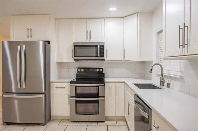 706 PATRICIA PL, Lakeland, FL 33809