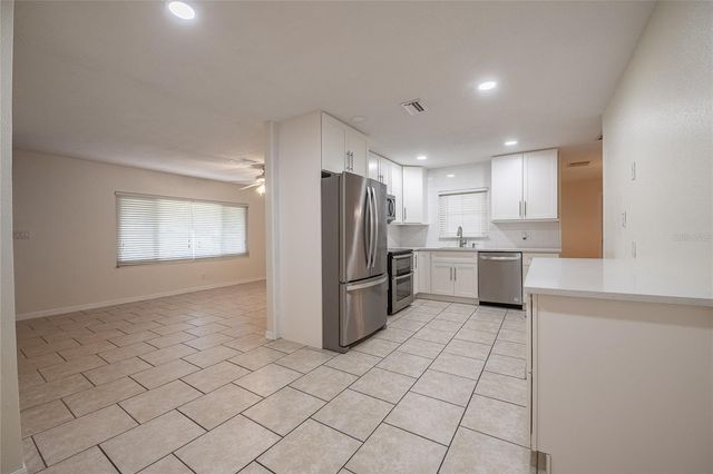 706 PATRICIA PL, Lakeland, FL 33809