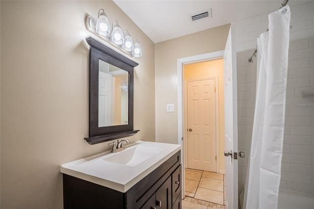 706 PATRICIA PL, Lakeland, FL 33809