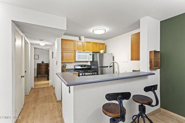 5700 Etiwanda Avenue 248, Tarzana, CA 91356