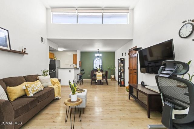 5700 Etiwanda Avenue 248, Tarzana, CA 91356