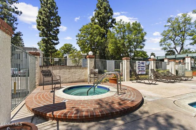 5700 Etiwanda Avenue 248, Tarzana, CA 91356