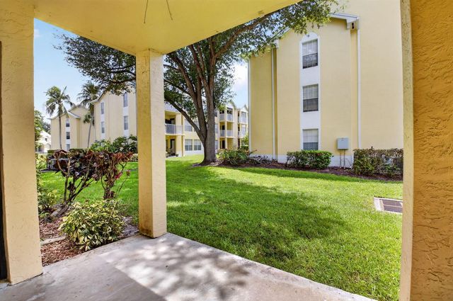 6339 La Costa Drive D, Boca Raton, FL 33433