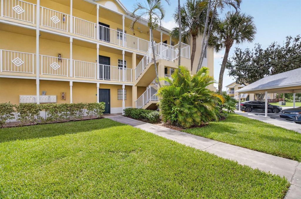 6339 La Costa Drive D, Boca Raton, FL 33433