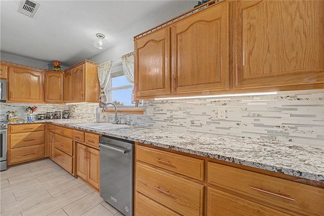 13535 Bill Sellers Road, Fayetteville, AR 72704