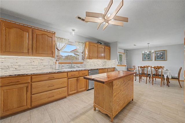 13535 Bill Sellers Road, Fayetteville, AR 72704