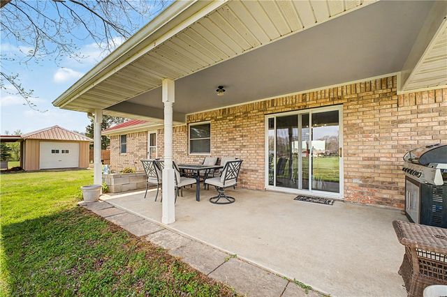 13535 Bill Sellers Road, Fayetteville, AR 72704