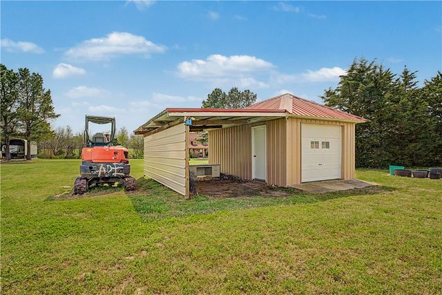 13535 Bill Sellers Road, Fayetteville, AR 72704