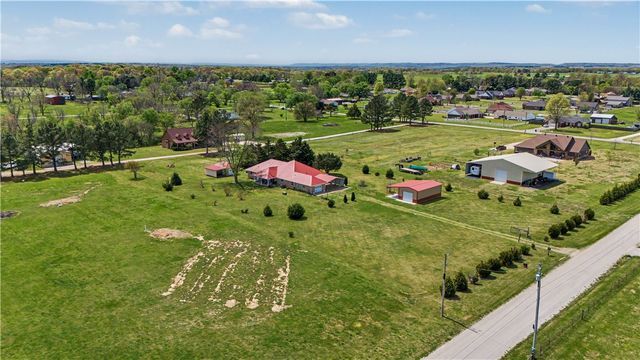 13535 Bill Sellers Road, Fayetteville, AR 72704