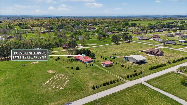 13535 Bill Sellers Road, Fayetteville, AR 72704