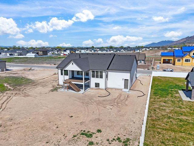 2383 W 3000 N, Farr West, UT 84404