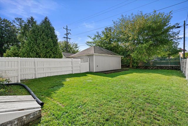 123 Cook STREET, Waukesha, WI 53186