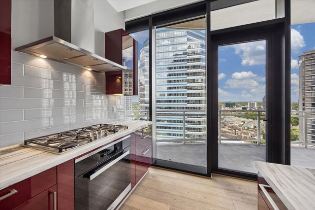 1409 Post Oak Boulevard 1803, Houston, TX 77056