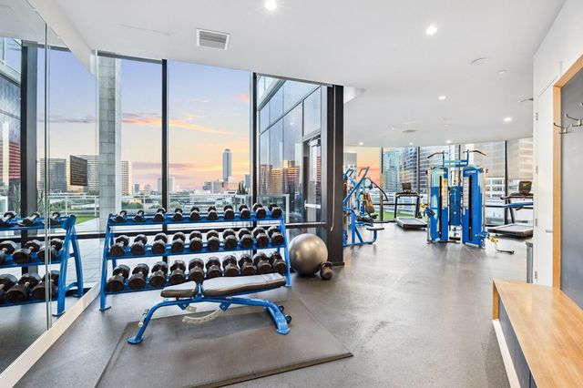 1409 Post Oak Boulevard 1803, Houston, TX 77056