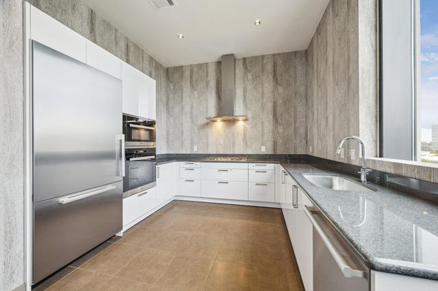 1409 Post Oak Boulevard 1803, Houston, TX 77056