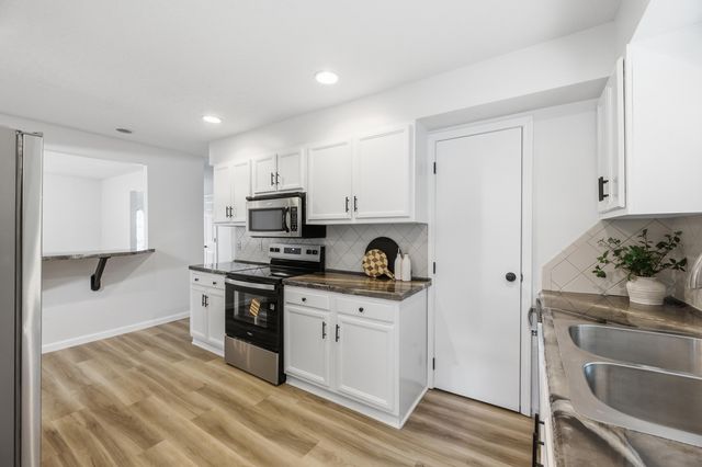 205 WILDWOOD Road, Council Bluffs, IA 51503
