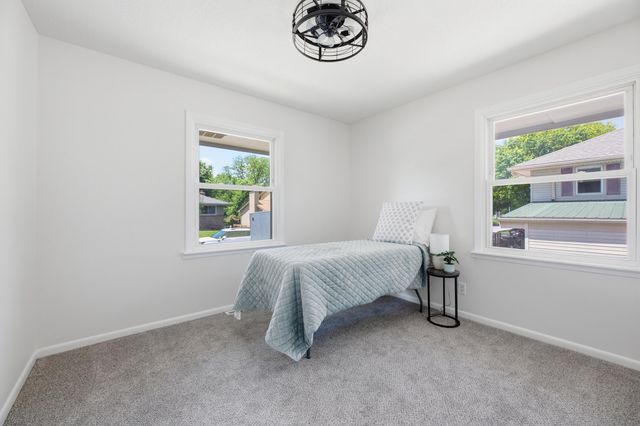205 WILDWOOD Road, Council Bluffs, IA 51503