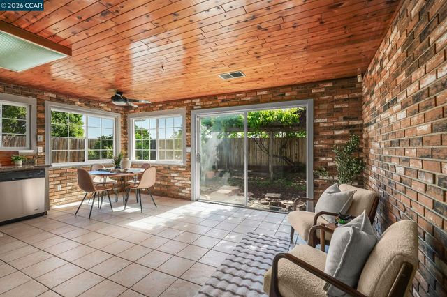 476 Pamela Dr, Bay Point, CA 94565