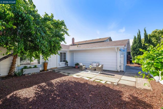 476 Pamela Dr, Bay Point, CA 94565