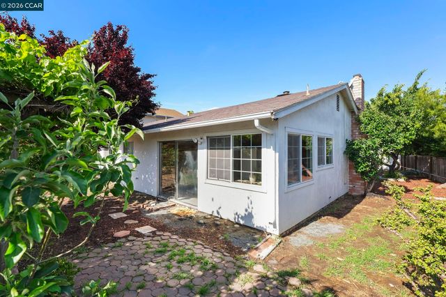 476 Pamela Dr, Bay Point, CA 94565
