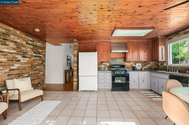 476 Pamela Dr, Bay Point, CA 94565