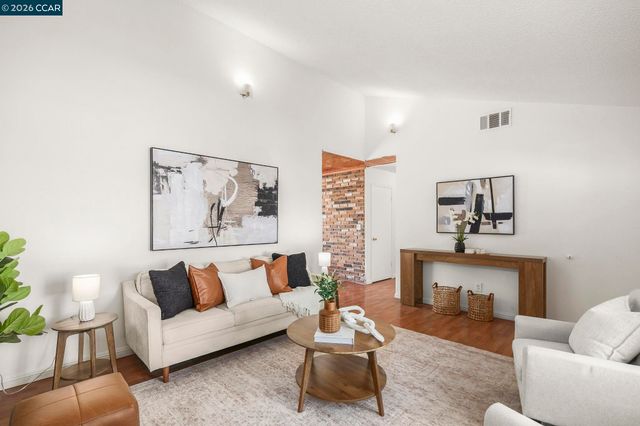 476 Pamela Dr, Bay Point, CA 94565