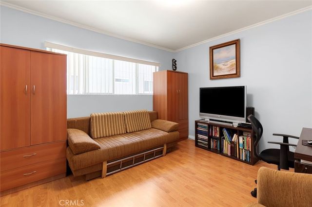 6312 Morse Avenue, North Hollywood, CA 91606