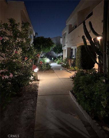 6312 Morse Avenue, North Hollywood, CA 91606