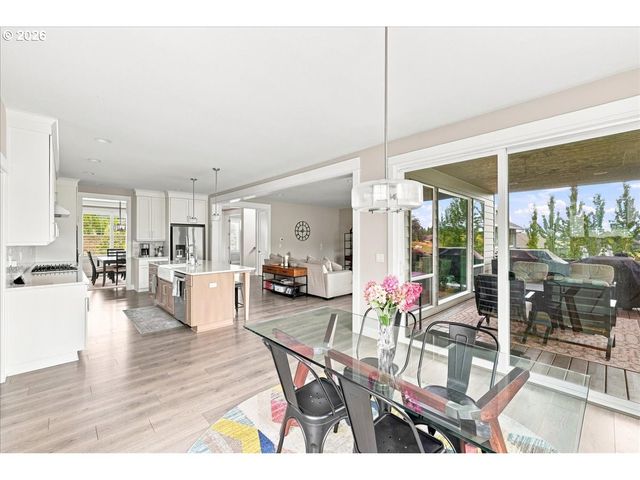 3144 MEADOWLARK Dr, West Linn, OR 97068