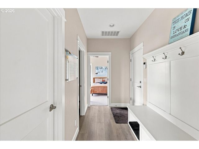 3144 MEADOWLARK Dr, West Linn, OR 97068