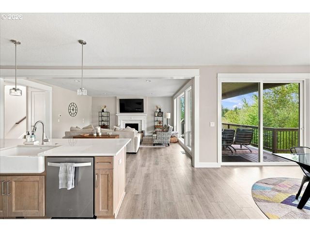 3144 MEADOWLARK Dr, West Linn, OR 97068