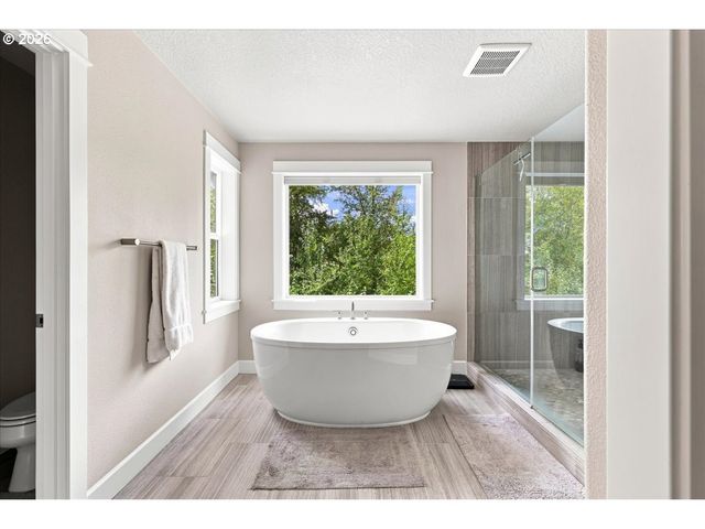 3144 MEADOWLARK Dr, West Linn, OR 97068