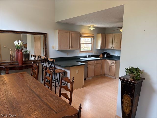 581 Thornberry Lane, Brunswick, OH 44212