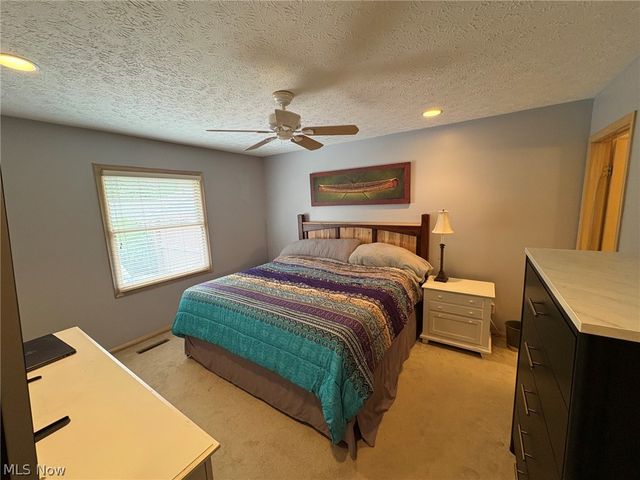 581 Thornberry Lane, Brunswick, OH 44212