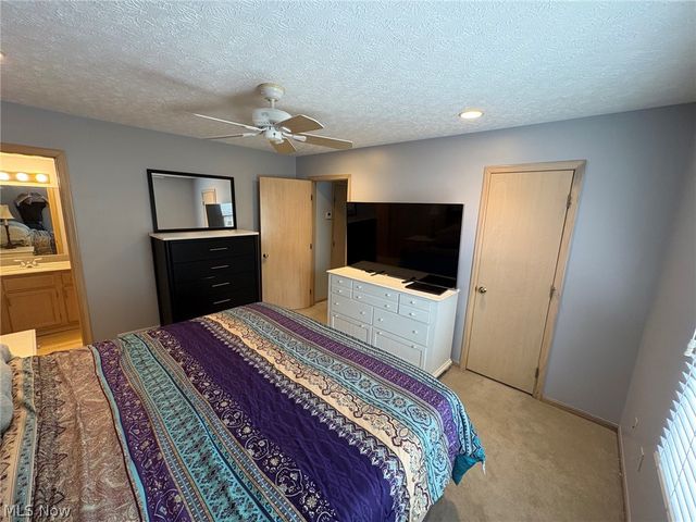 581 Thornberry Lane, Brunswick, OH 44212