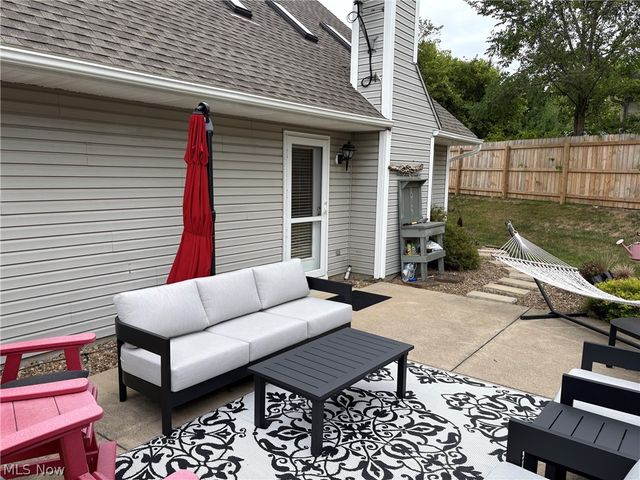 581 Thornberry Lane, Brunswick, OH 44212
