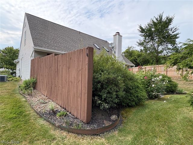 581 Thornberry Lane, Brunswick, OH 44212