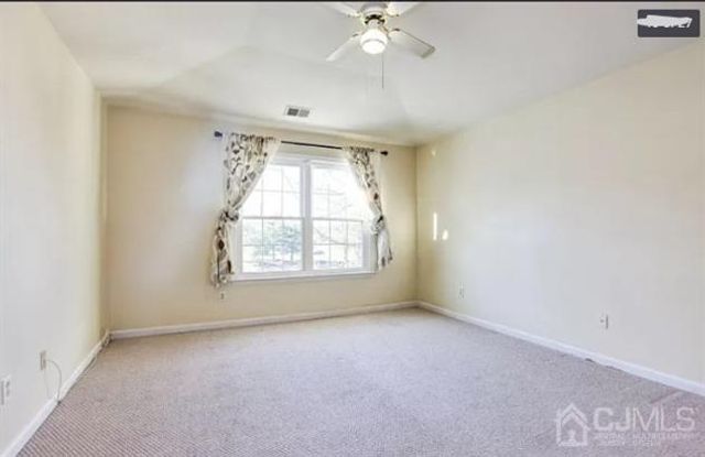 1335 Waterford Drive, Edison, NJ 08817