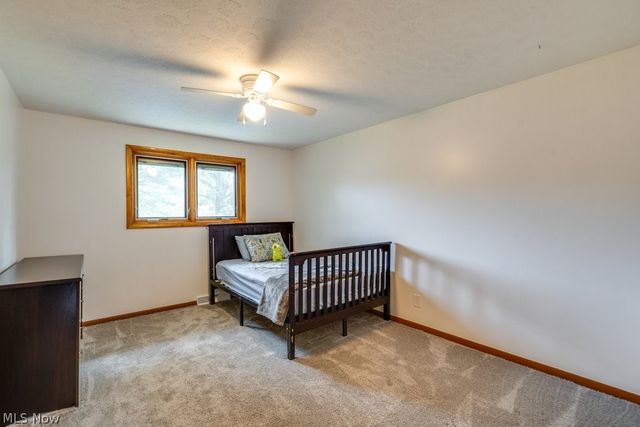 7821 W List Lane, Parma, OH 44130