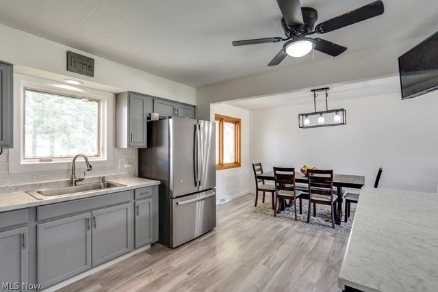 7821 W List Lane, Parma, OH 44130