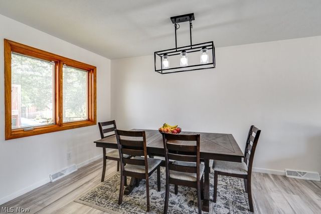 7821 W List Lane, Parma, OH 44130