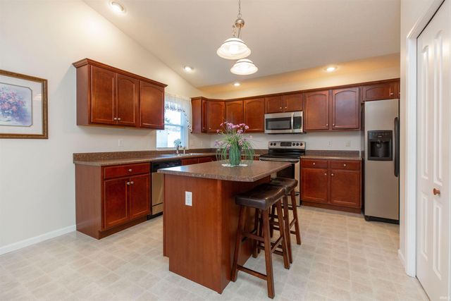 23416 Breezy Willow Trail, South Bend, IN 46628