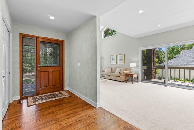 7708 Stonewood Court, Edina, MN 55439