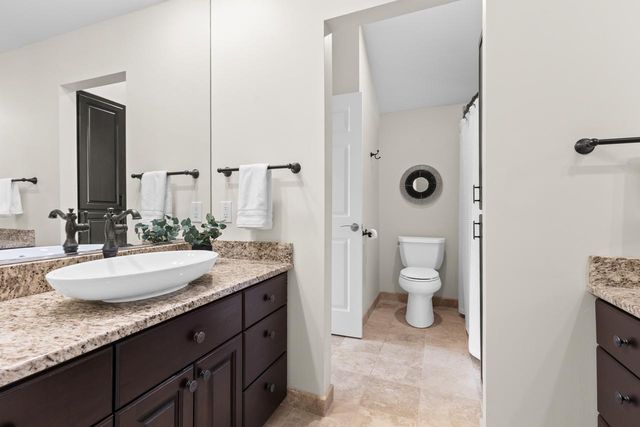 7708 Stonewood Court, Edina, MN 55439