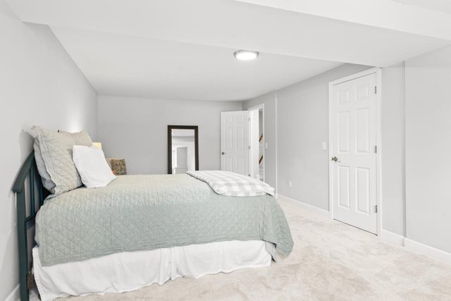 7708 Stonewood Court, Edina, MN 55439