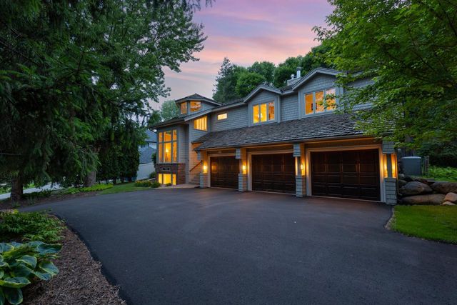 7708 Stonewood Court, Edina, MN 55439