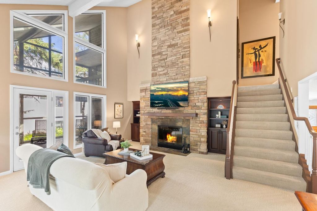 7708 Stonewood Court, Edina, MN 55439 — photo 2