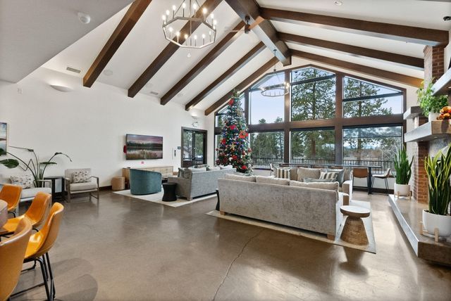 61076 Manhae Loop, Bend, OR 97702