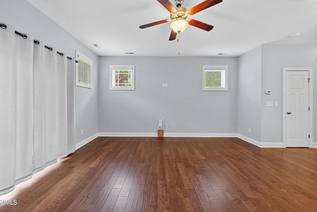 2804 Piedmont River Way, Raleigh, NC 27606