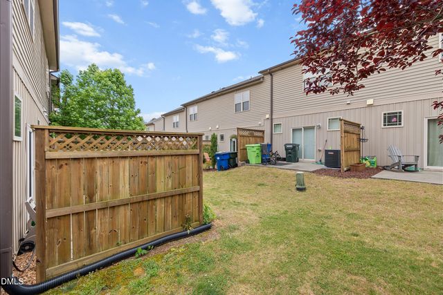 2804 Piedmont River Way, Raleigh, NC 27606